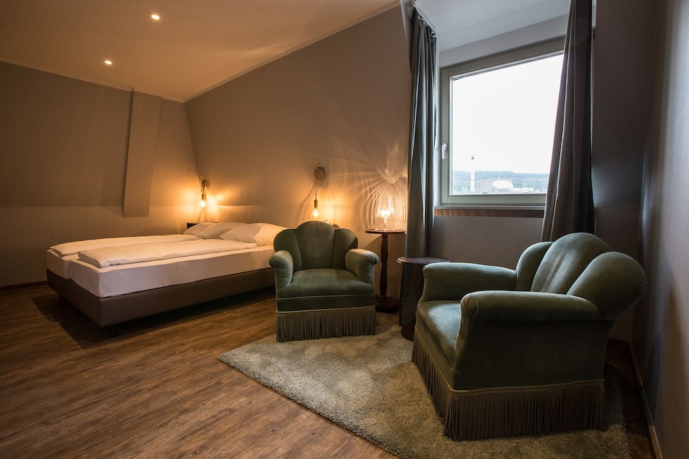 

Napoli - Basilea - Hotel Heimathafen