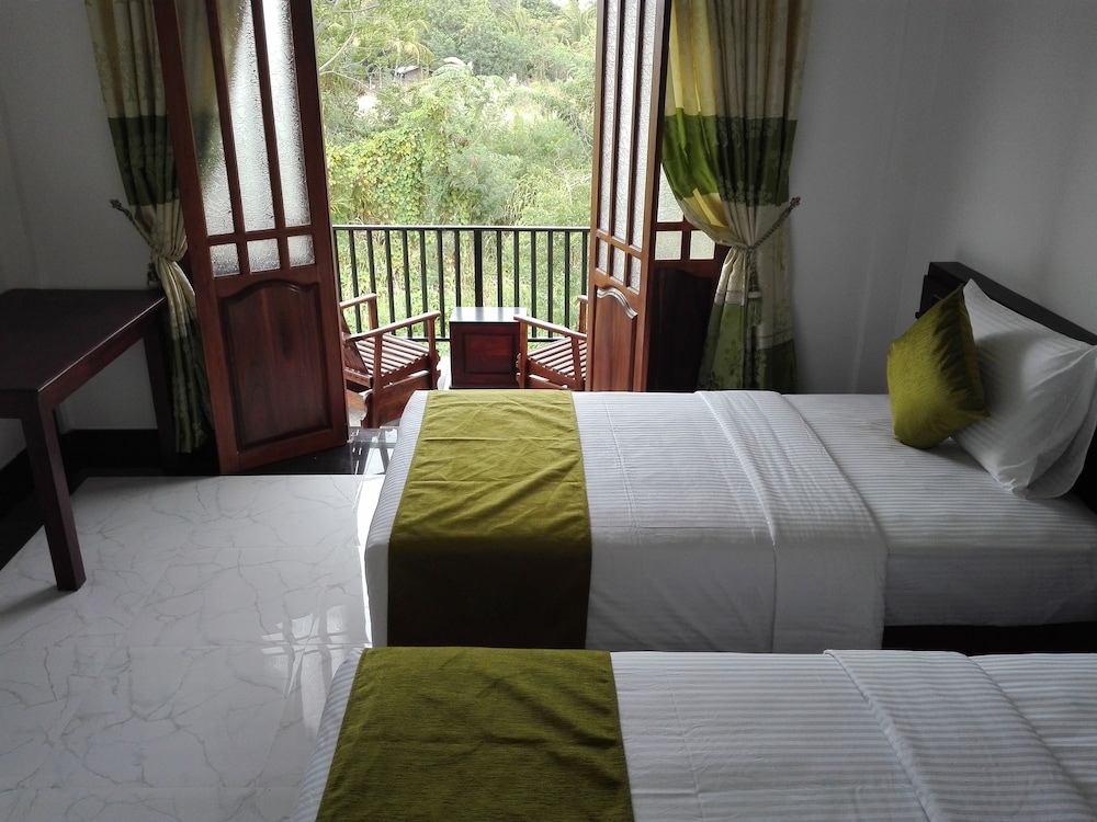 

Bari - Dambulla - Hotel Golden Ray