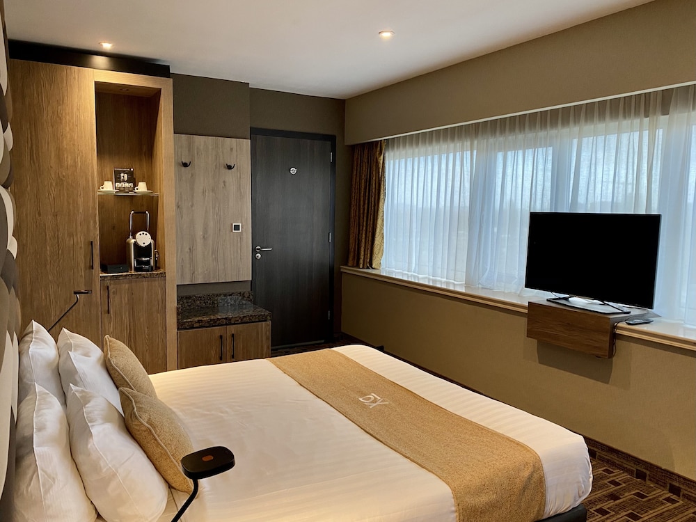 

Milano - Amstelveen - XO Hotels Blue Tower