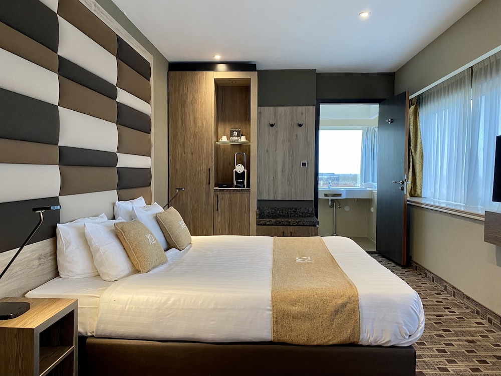 

Roma - Zwanenburg - XO Hotels Blue Tower