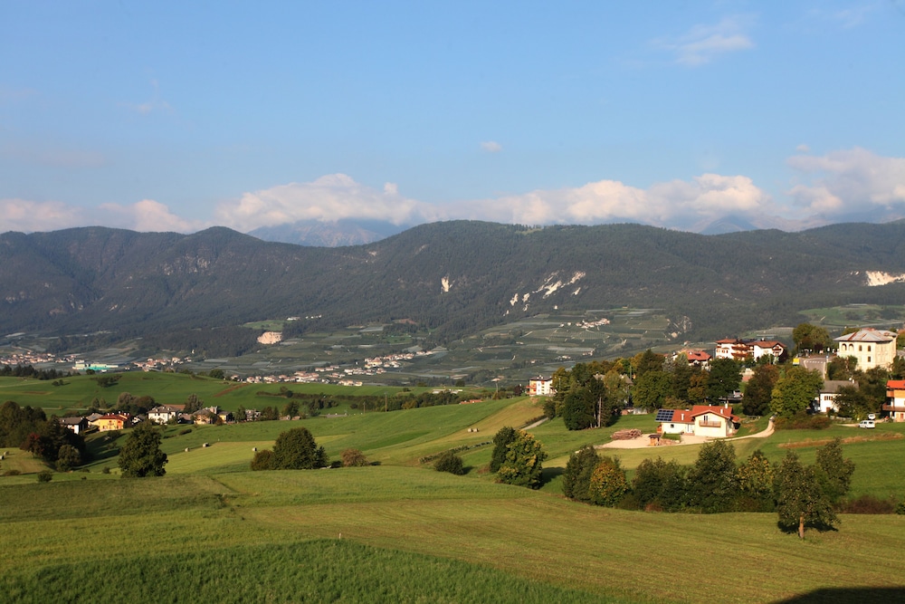 

Ancona - Dolomiti, Montagna Italia - Albergo Bucaneve