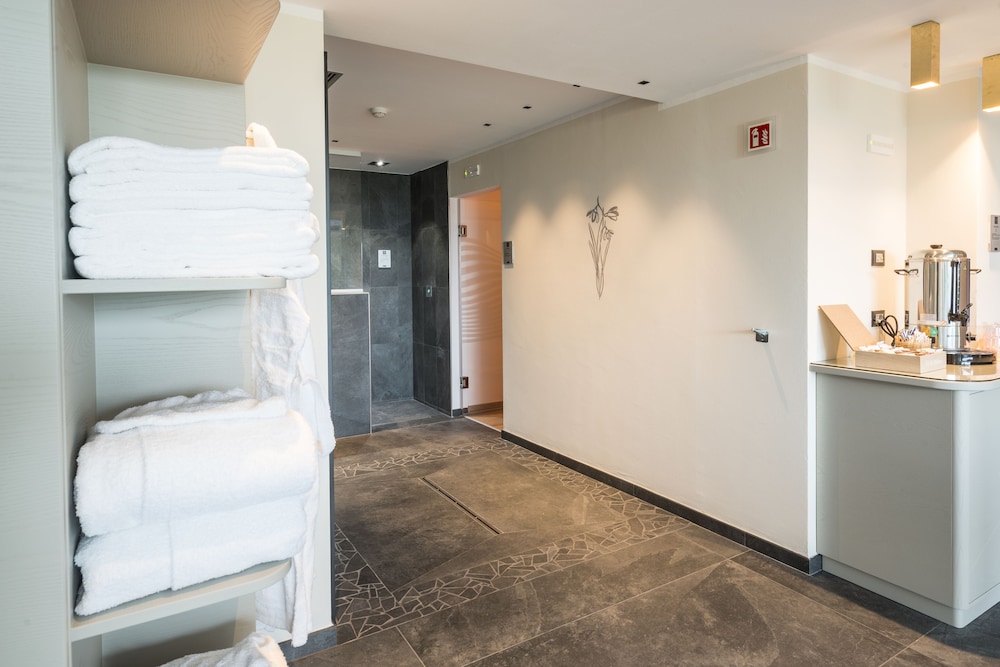 

Napoli - Fondo - Albergo Bucaneve