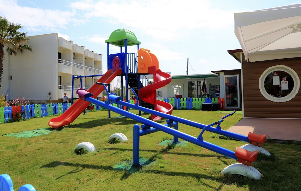 

Catania - Seferihisar - Labranda Lebedos Princess - All Inclusive