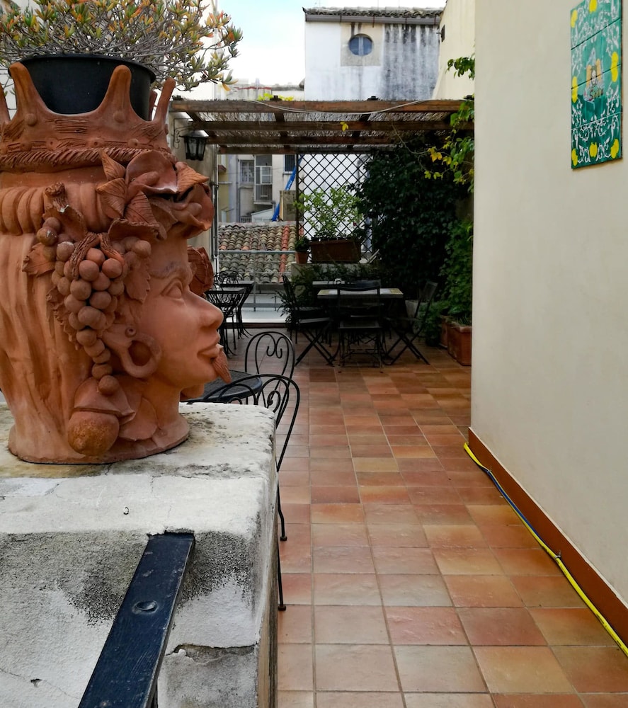 

Palermo - Sicilia Est - Catania, Taormina, Siracusa, Noto, Mare Italia - Hotel Casa Mia