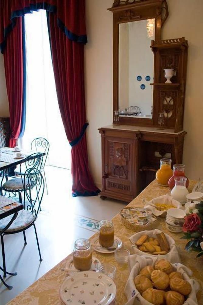 

Pisa - Siracusa - Hotel Casa Mia