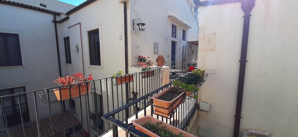 

Milano - Arenella - Hotel Casa Mia