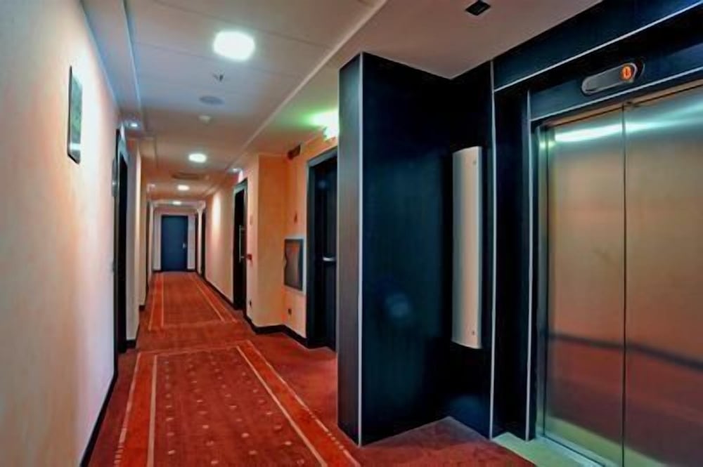 

Bari - Maranello - Hotel Arthur