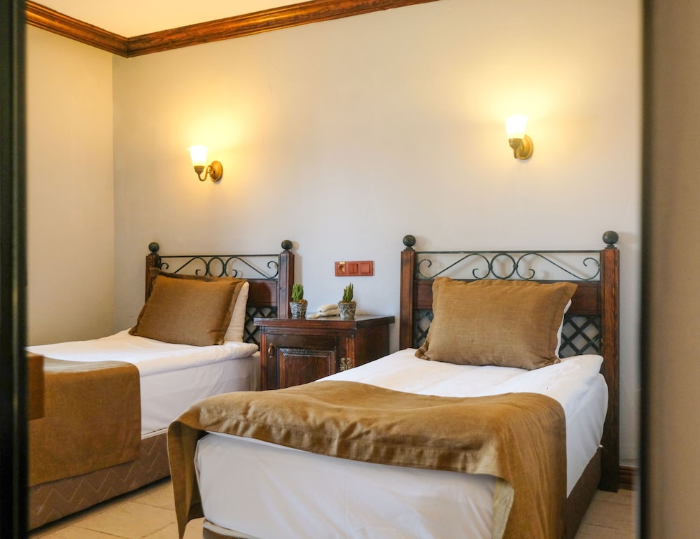 

Torino - Tekirova - Hotel Berke Ranch&Nature