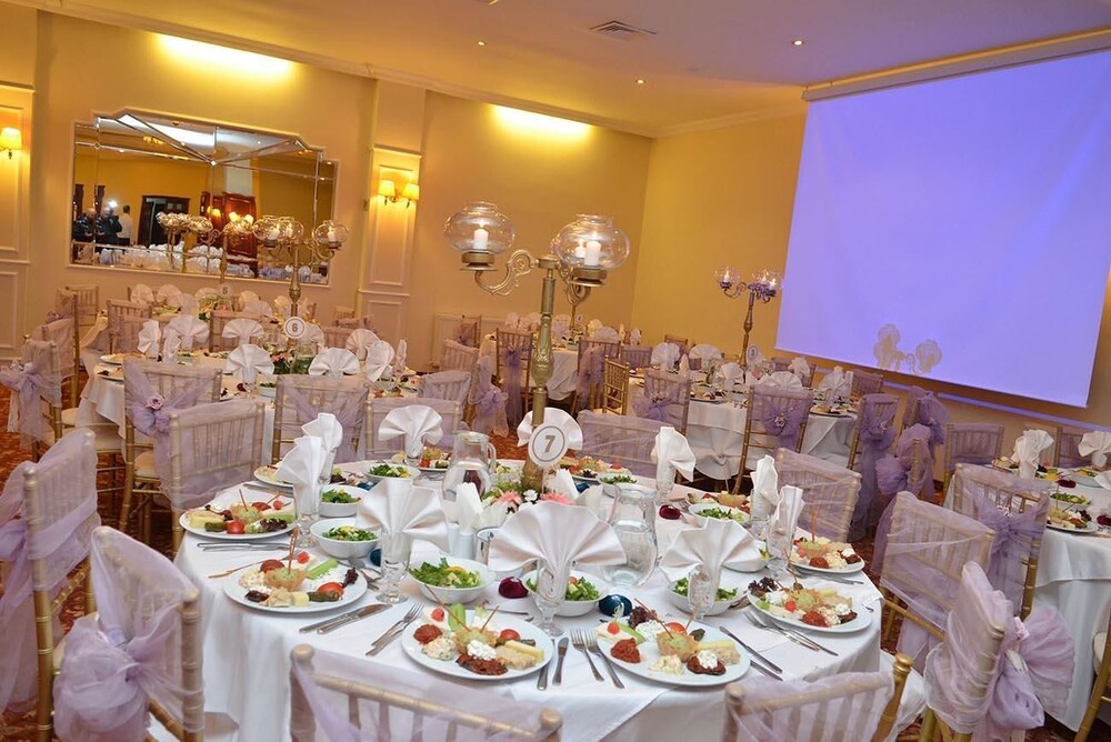 

Roma - Manisa - Buyuk Saruhan Hotel