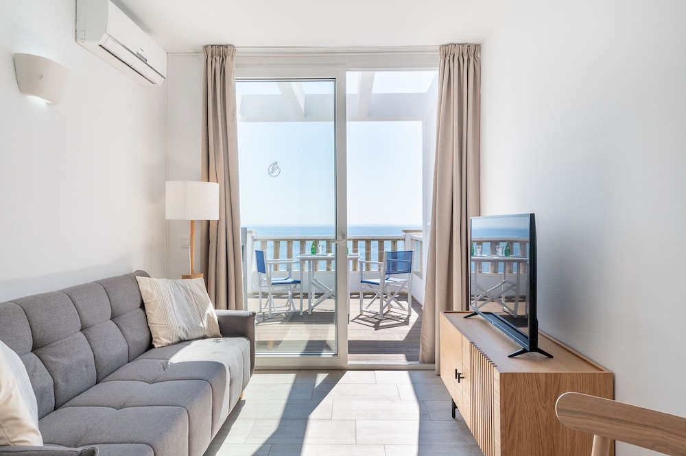 

Lamezia Terme - Calas de Mallorca - Orange Colom - Seaside Apartments