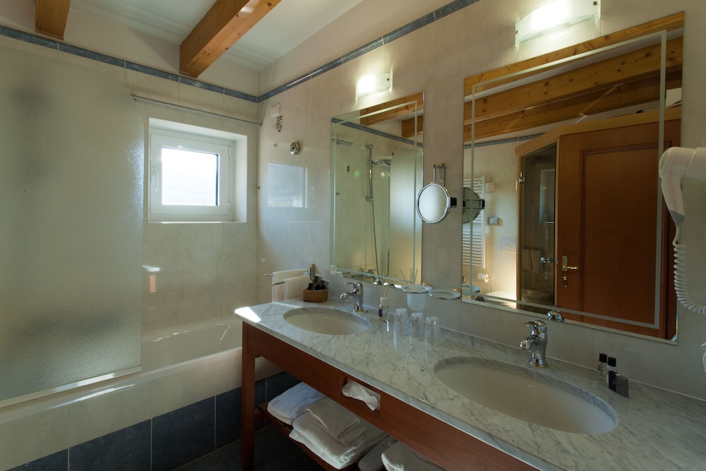 

Brindisi - Trento - Sartori's Hotel