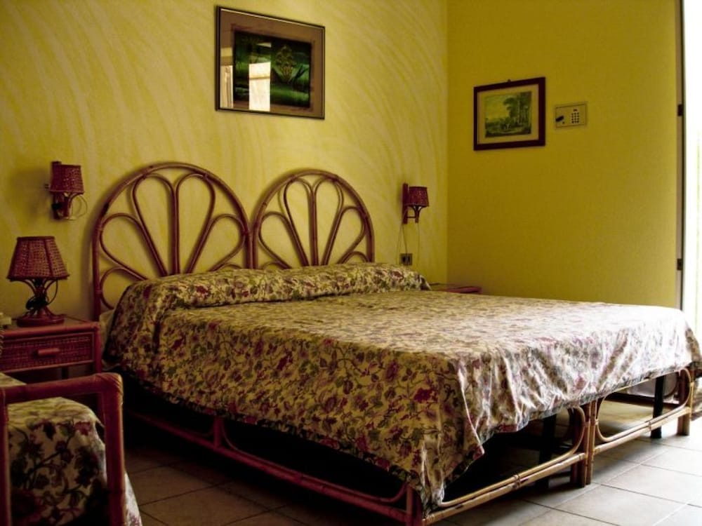 

Roma - Ischia - Hotel Il Nespolo