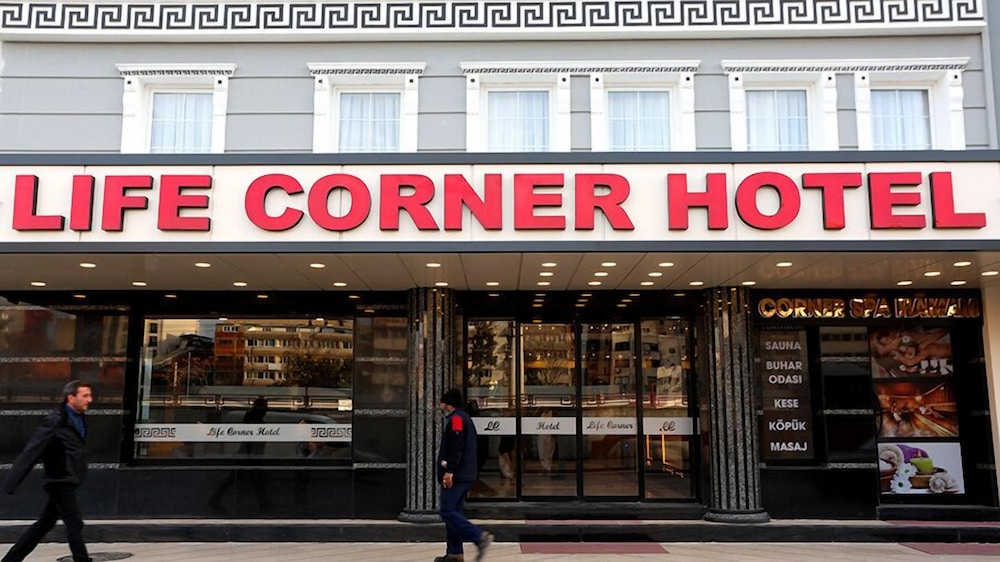 

Milano - Izmir - Life Corner Hotel