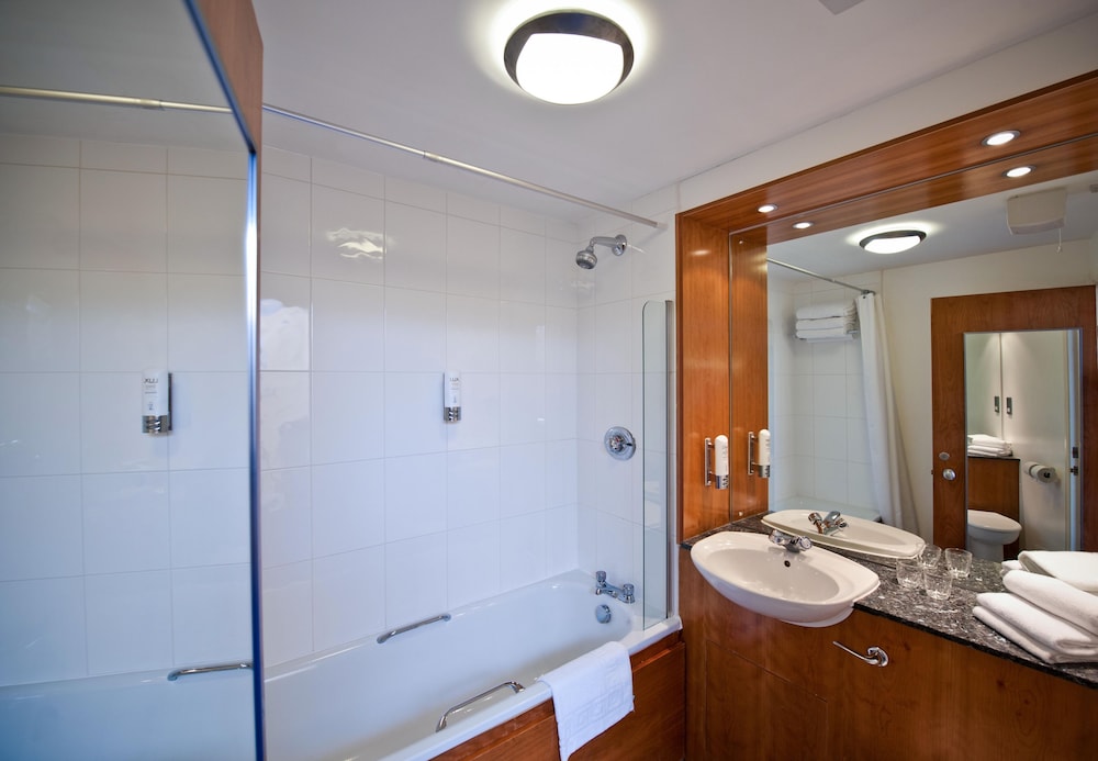 

Venezia - Aberdeen - Leonardo Inn Aberdeen Airport