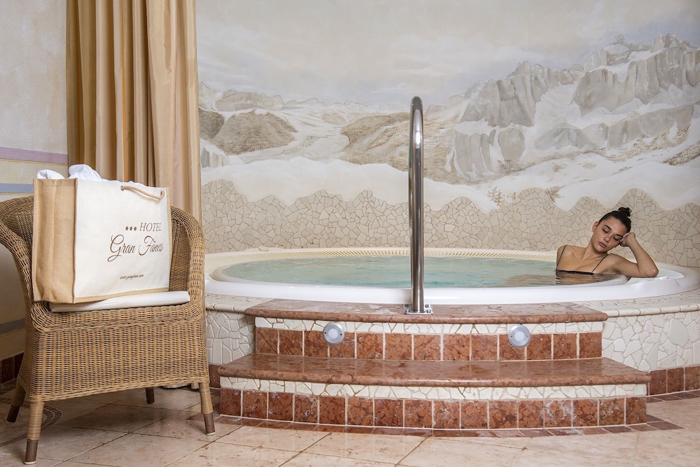 

Bari - San Ciascian - Hotel Gran Fanes