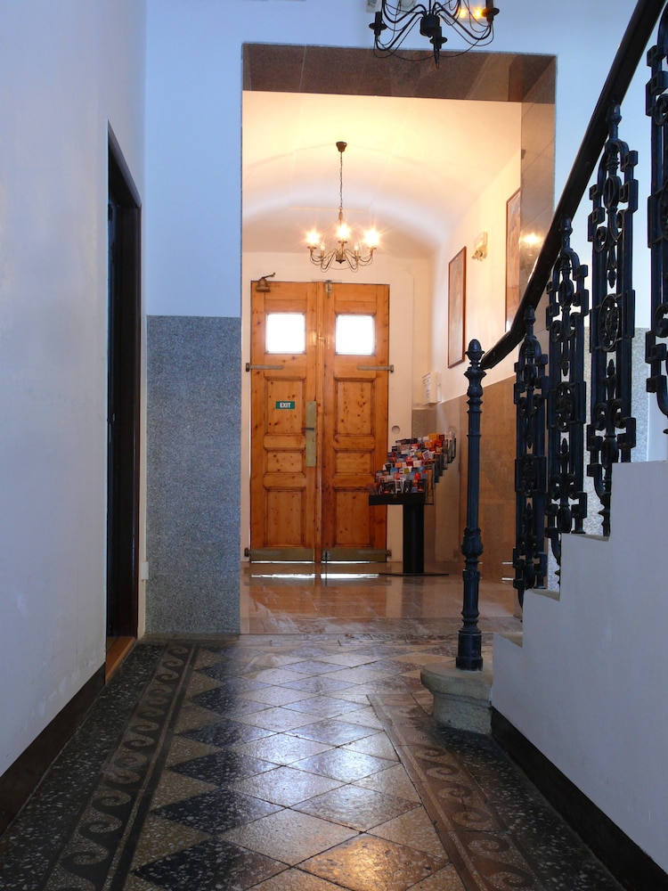

Lamezia Terme - Praga - Pension Prague City