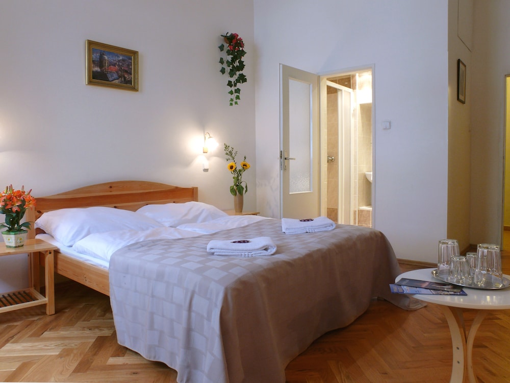 

Bari - Praga - Pension Prague City