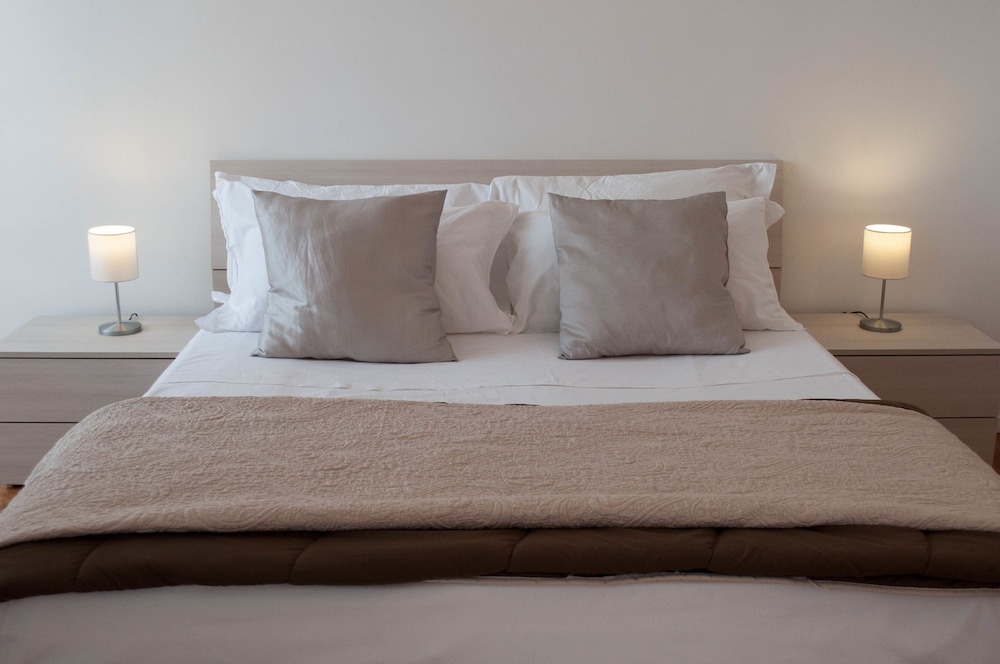 

Milano - Pozzuoli - Hotel Terme Neronensis