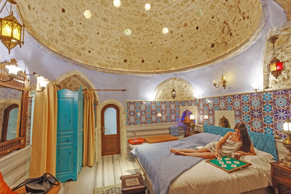

Napoli - Adele - Hamam Oriental Suites