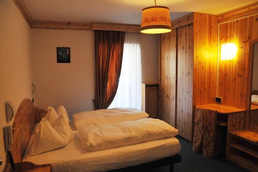 

Bologna - Penia - Hotel Ciamol