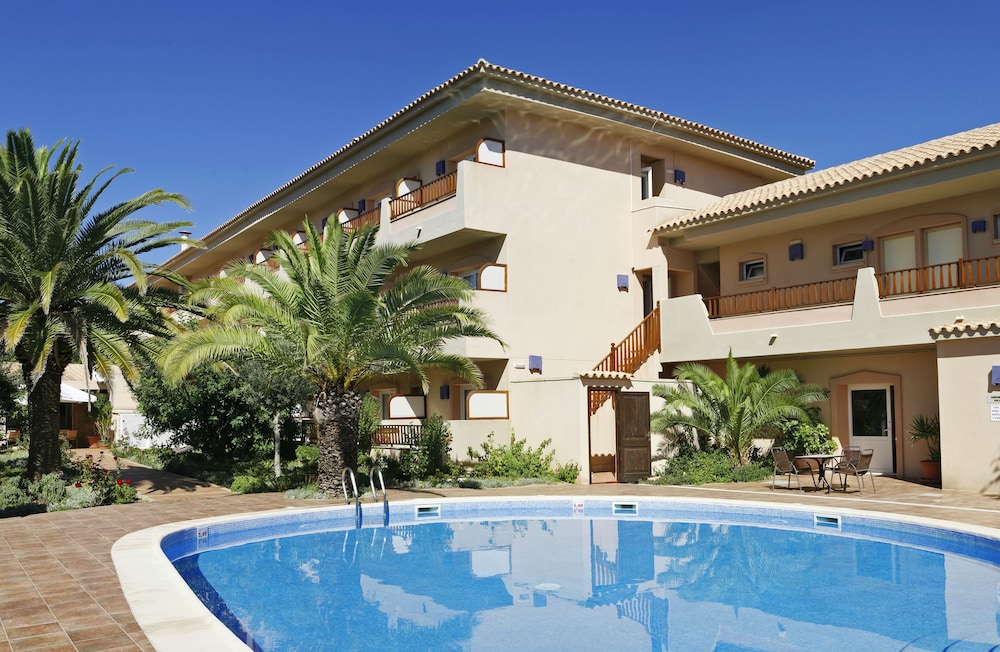 

Napoli - San Francisco Javier - Hotel Voramar Formentera