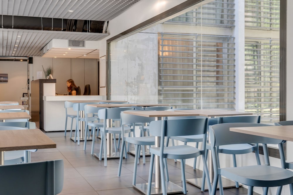

Milano - Pessac - Residhotel Galerie Tatry