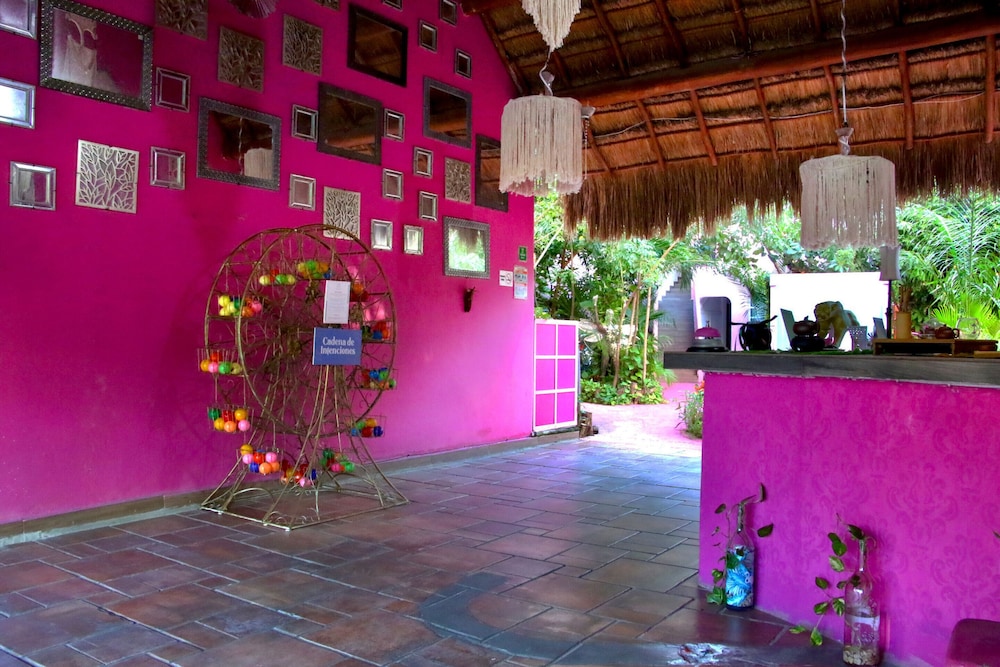 

Napoli - Playa del Carmen - Santuario Playa