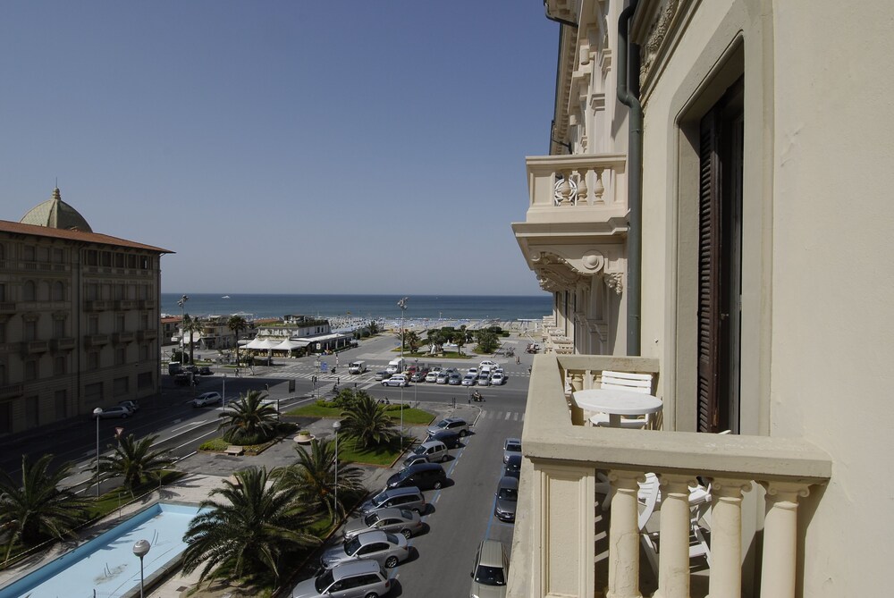 

Brindisi - Viareggio - Hotel Marchionni