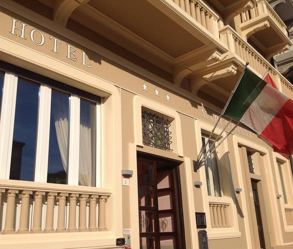 

Napoli - Viareggio - Hotel Marchionni