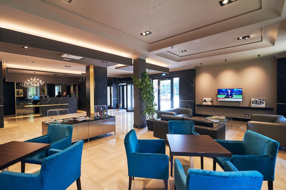 

Palermo - Foligno - Hotel Poledrini