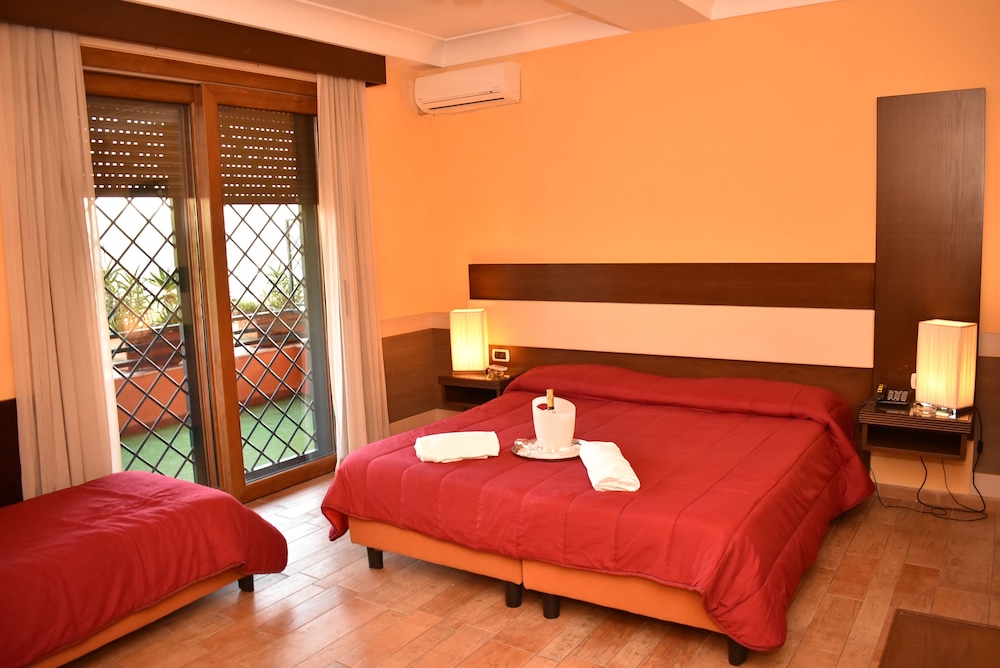 

Venezia - Pozzuoli - Hotel Miravalle
