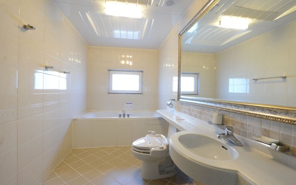 

Milano - Anyang - Central Tourist Hotel