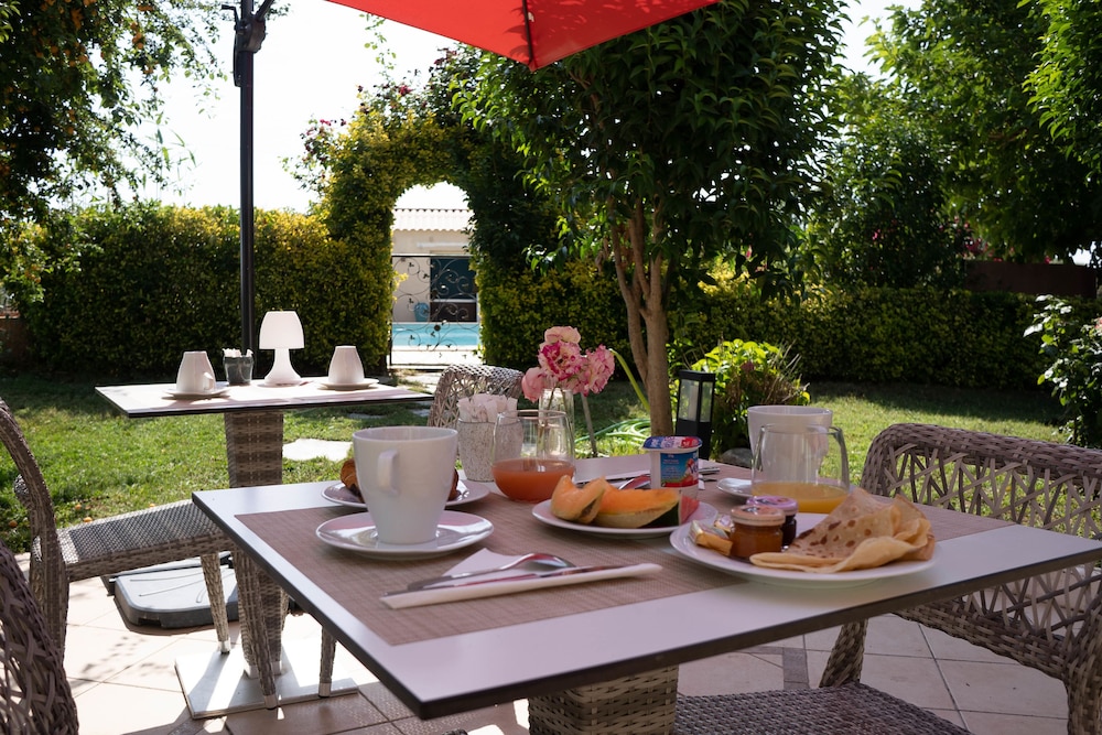 

Milano - Lucciana - Hôtel Les Jardins