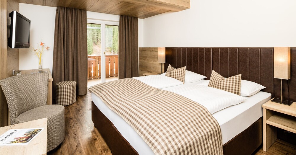 

Napoli - Corvara in Badia - Linder Cycling Hotel