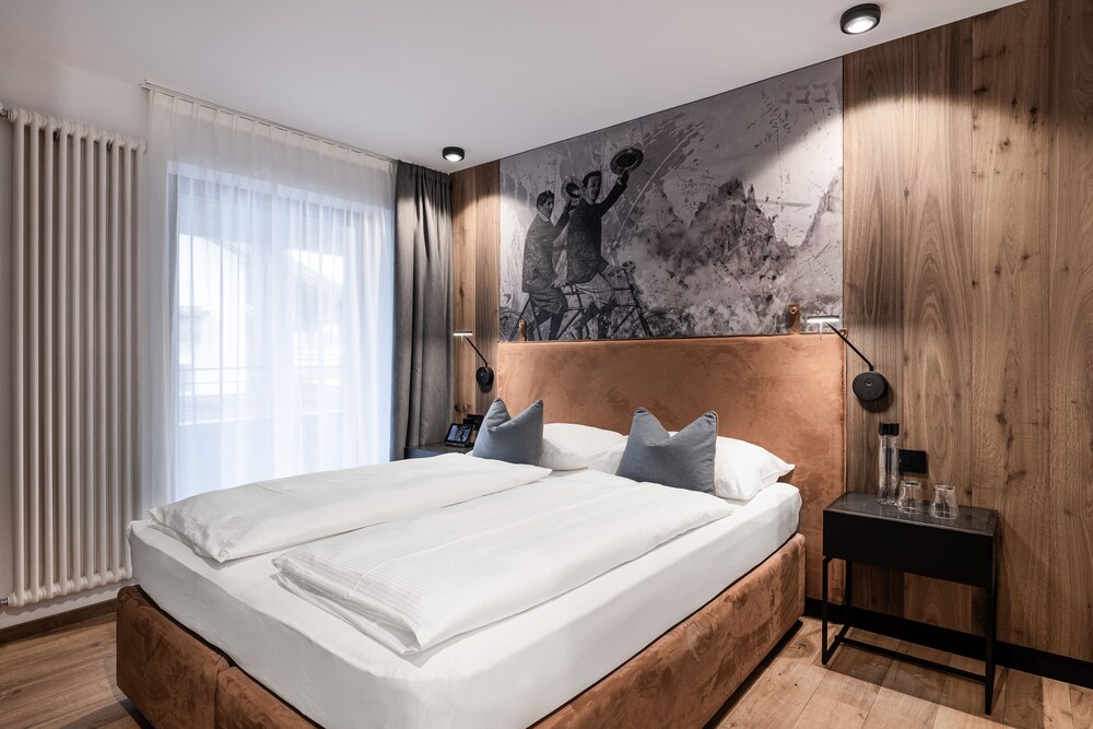 

Napoli - Santa Cristina Valgardena - Linder Cycling Hotel