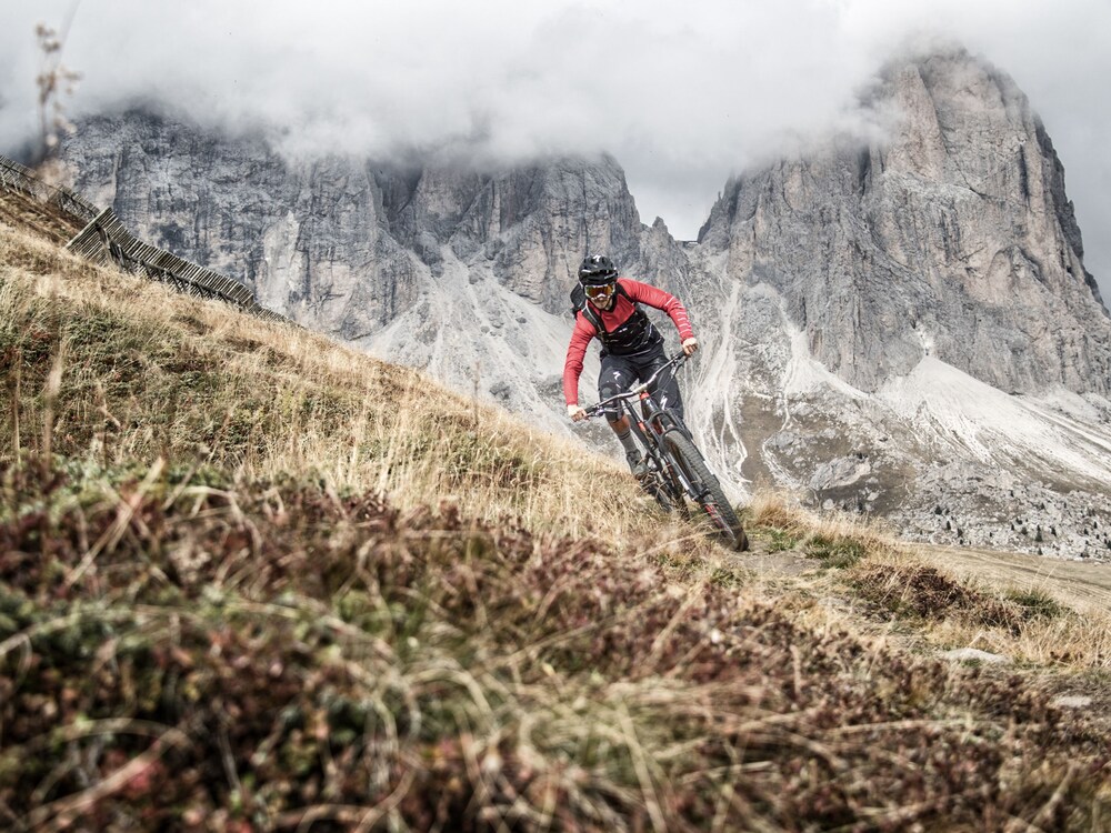 

Cagliari - Canazei - Linder Cycling Hotel