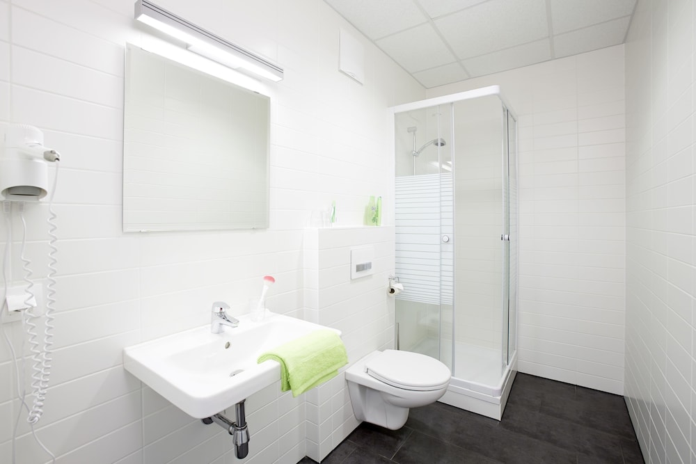 

Milano - Baden bei Wien - Good Rooms GmbH Guntramsdorf