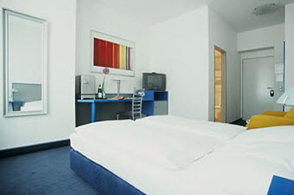 

Bari - Hennigsdorf - Hotel Alt - Tegel