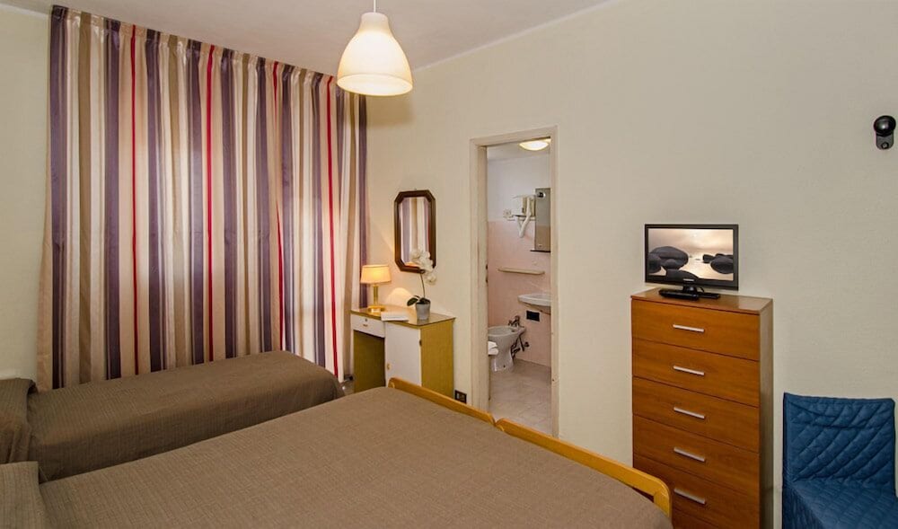 

Bari - Viareggio - Hotel Laurin