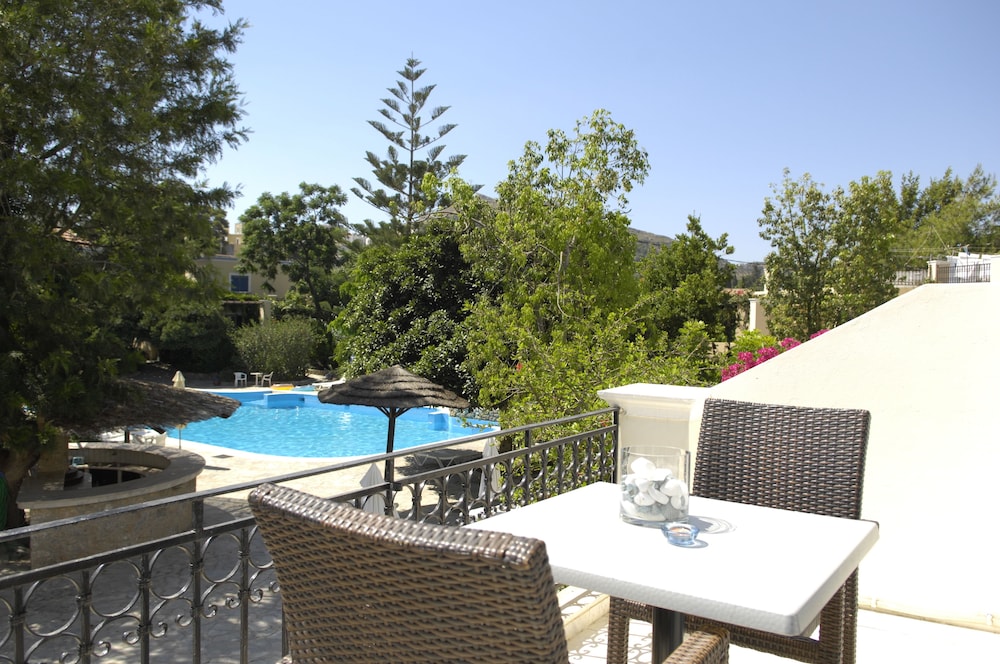 

Napoli - Isola di Kalimnos - Kalydna Island Hotel