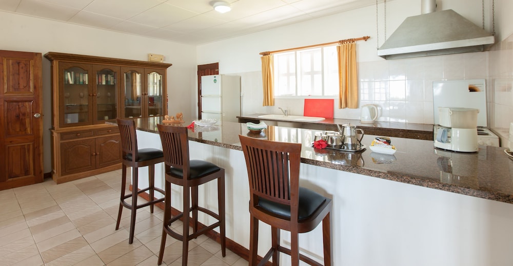 

Roma - La Digue - La Digue Island Lodge