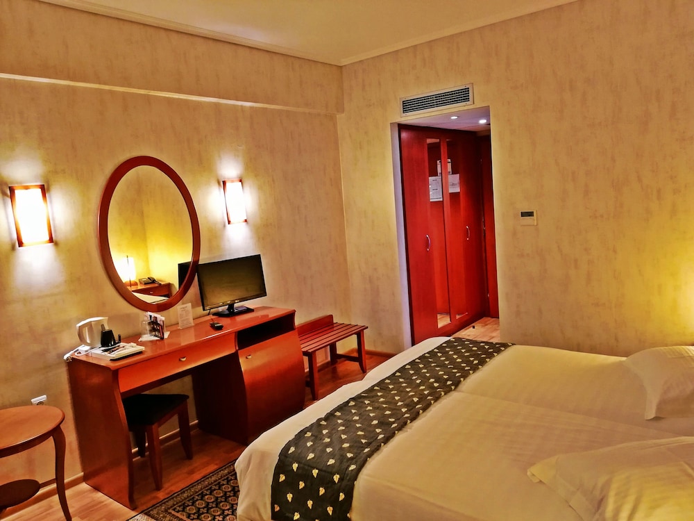 

Roma - Thermaikos - Ambassador Hotel Thessaloniki