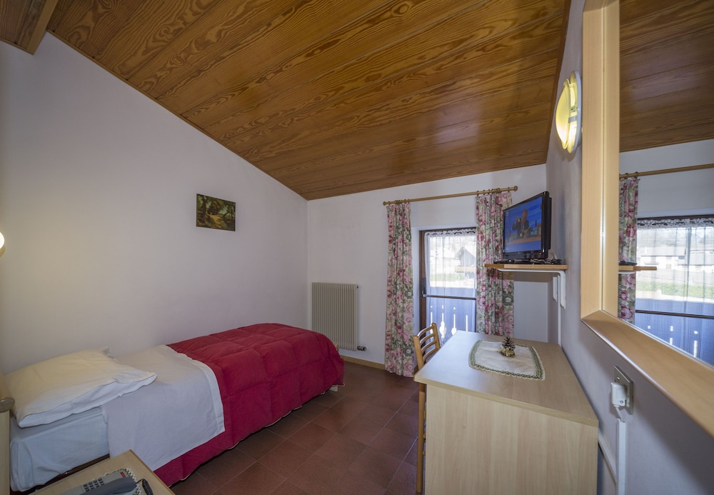 

Reggio Calabria - Folgaria - Hotel Trentino