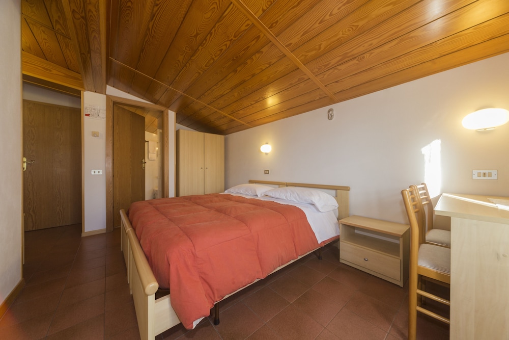 

Napoli - Folgaria - Hotel Trentino