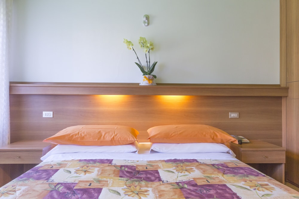 

Lamezia Terme - Folgaria - Hotel Trentino