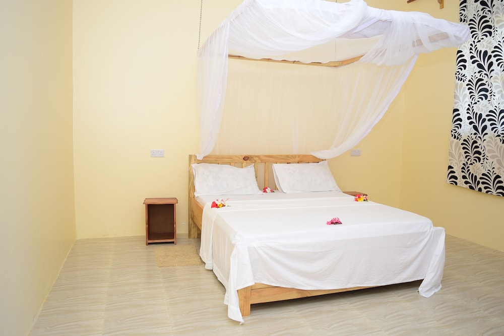 

Lamezia Terme - Nungwi, Zanzibar - Kigwedeni Villas