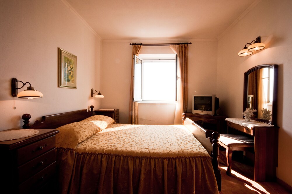 

Napoli - Selca, Brazza - Barba Petra Dvori Apartments