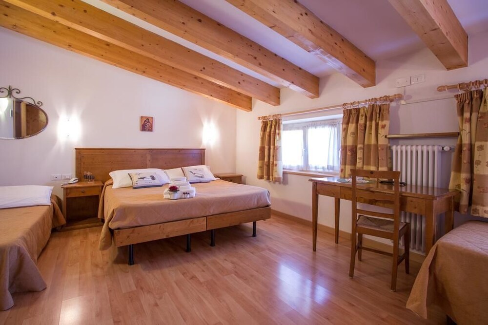 

Catania - Cavalese - Park Hotel Sacro Cuore