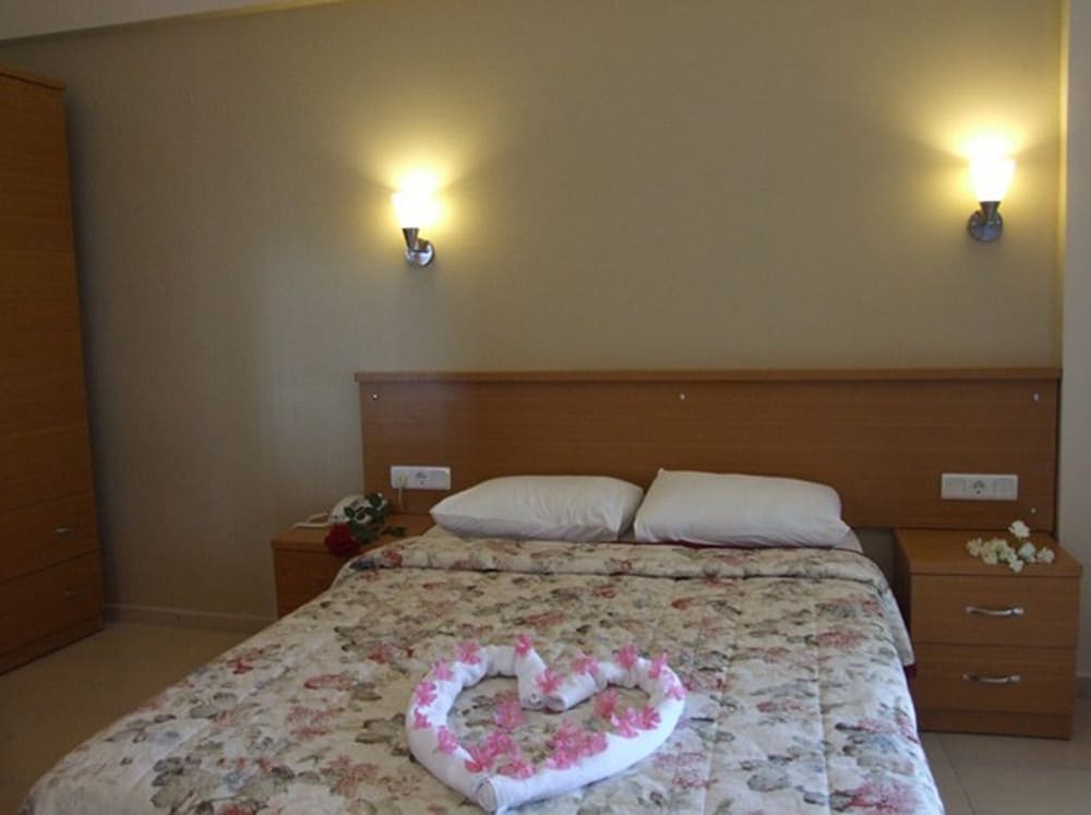 

Bologna - Oludeniz - Hotel Leytur