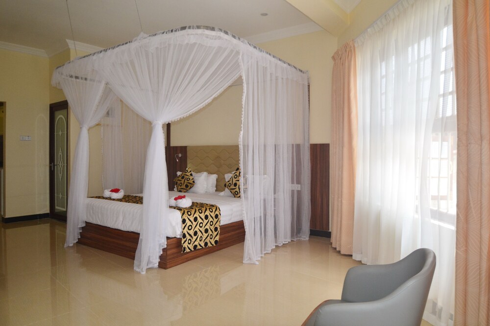 

Bari - Zanzibar Town - Spice Palace Hotel